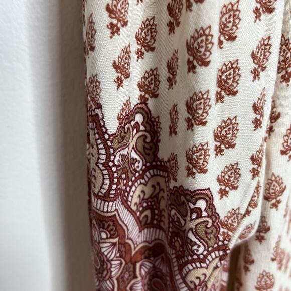 Rose and Olive Boho Print Knit Top Womens Size 1X Tasseled Ivory Rust Travel - Picture 3 of 6